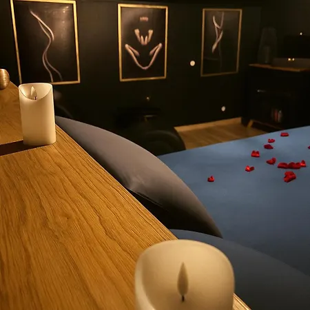 Bed & Breakfast L'eclipse Maison Romantique Avec Jacuzzi 3*